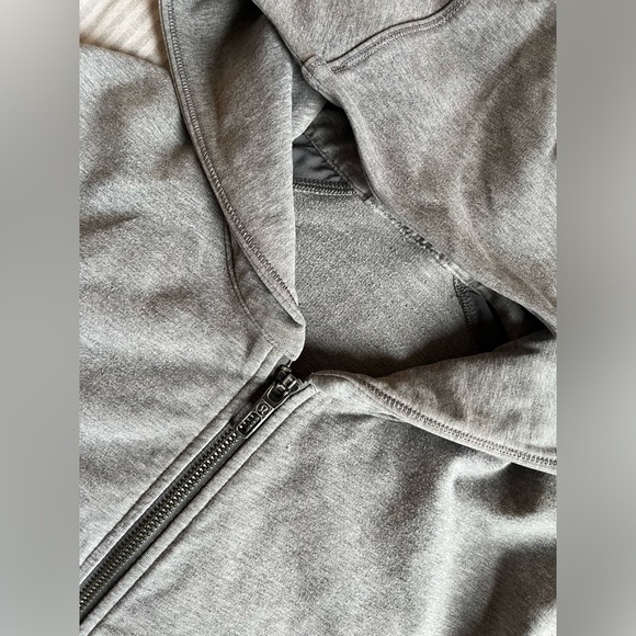 Lululemon Cross Cut Hoodie - Picture 6 of 7